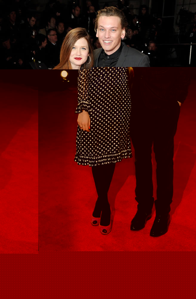 {j[Cg/Bonnie Wright摜